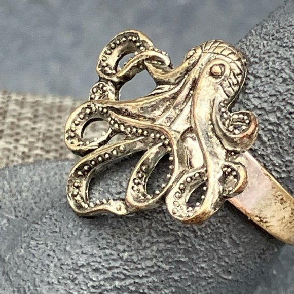 Octopus Ring As Is Silver Adjustable Size 7 + Detailed Boho Nautical Sea Life - Picture 7 of 7